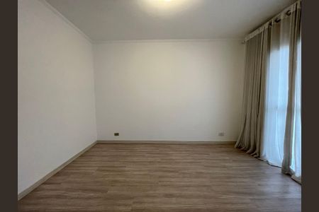 Apartamento à venda com 70m², 2 quartos e 1 vaga Apartamento à venda com 70m², 2 quartos e 1 vagaSala
