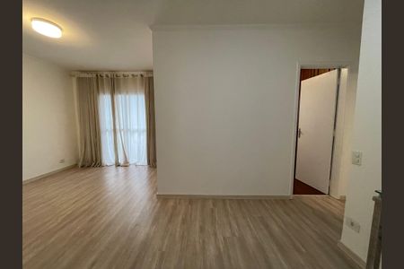 Apartamento à venda com 70m², 2 quartos e 1 vaga Apartamento à venda com 70m², 2 quartos e 1 vagaSala