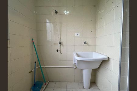 Apartamento à venda com 70m², 2 quartos e 1 vaga Apartamento à venda com 70m², 2 quartos e 1 vagaÁrea de Serviço