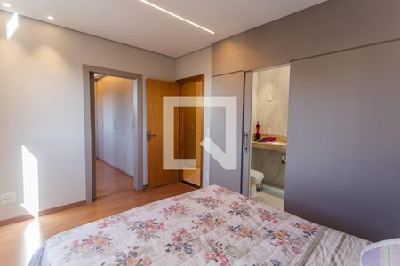 Apartamento à venda com 270m², 4 quartos e 3 vagas Apartamento à venda com 270m², 4 quartos e 3 vagasQuarto