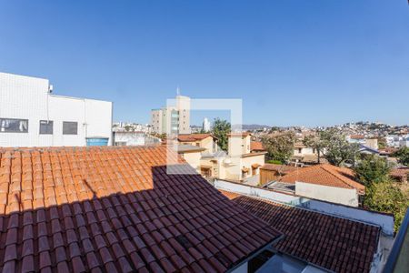 Apartamento à venda com 270m², 4 quartos e 3 vagas Apartamento à venda com 270m², 4 quartos e 3 vagasVista