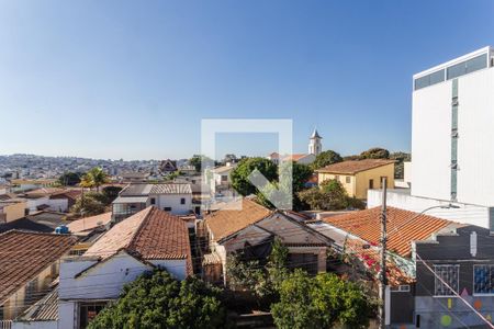 Apartamento à venda com 270m², 4 quartos e 3 vagas Apartamento à venda com 270m², 4 quartos e 3 vagasVista