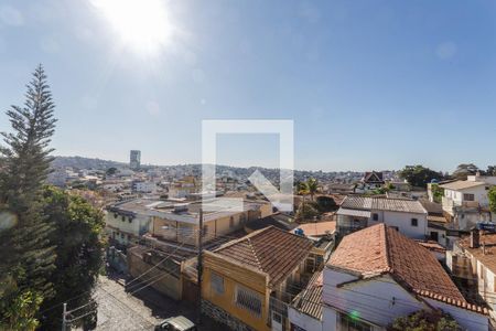 Apartamento à venda com 270m², 4 quartos e 3 vagas Apartamento à venda com 270m², 4 quartos e 3 vagasVista