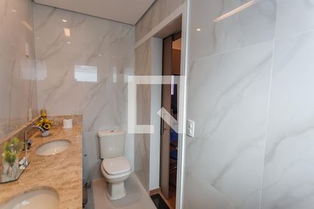 Apartamento à venda com 270m², 4 quartos e 3 vagas Apartamento à venda com 270m², 4 quartos e 3 vagasBanheiro