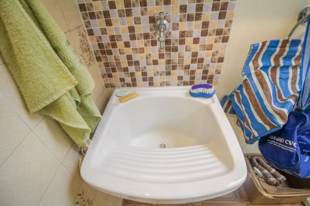 Casa à venda com 138m², 4 quartos e 1 vaga Casa à venda com 138m², 4 quartos e 1 vagaÁrea de Serviço