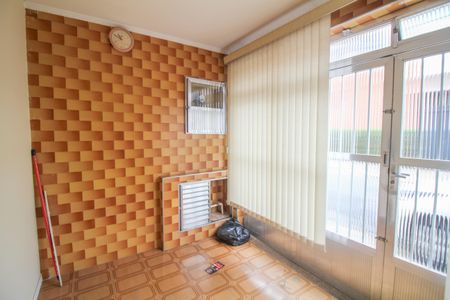 Casa à venda com 138m², 4 quartos e 1 vaga Casa à venda com 138m², 4 quartos e 1 vagaSala 2