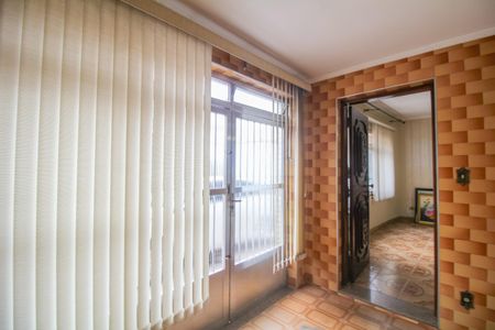 Casa à venda com 138m², 4 quartos e 1 vaga Casa à venda com 138m², 4 quartos e 1 vagaSala 2