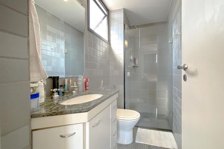 Apartamento à venda com 164m², 2 quartos e 2 vagas Apartamento à venda com 164m², 2 quartos e 2 vagasBanheiro da Suíte 2