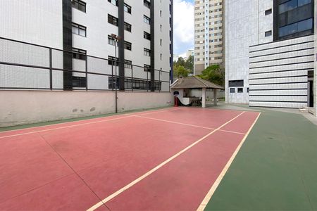 Apartamento à venda com 164m², 2 quartos e 2 vagas Apartamento à venda com 164m², 2 quartos e 2 vagasÁrea comum - Quadra