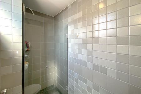 Apartamento à venda com 164m², 2 quartos e 2 vagas Apartamento à venda com 164m², 2 quartos e 2 vagasBanheiro da Suíte 2