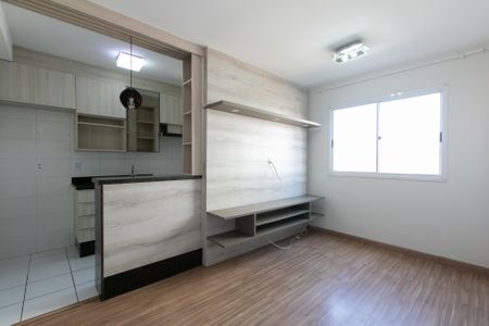 Sala de apartamento para alugar com 2 quartos, 50m² em Vila Nova Curuca, São Paulo