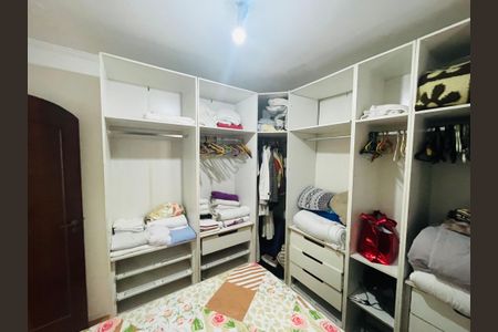 Casa à venda com 110m², 3 quartos e 1 vagaQuarto 2