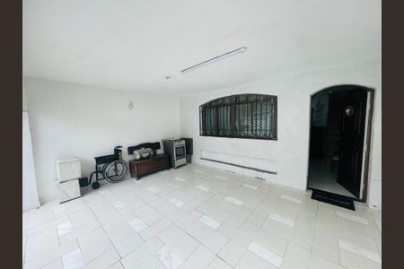 Casa à venda com 110m², 3 quartos e 1 vagaGaragem