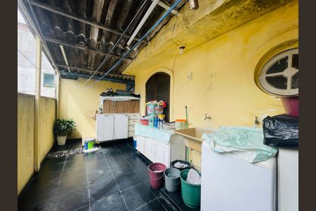 Casa à venda com 110m², 3 quartos e 1 vagaÁrea de Serviço