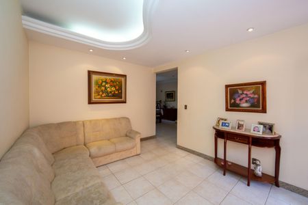 Sala de casa à venda com 4 quartos, 400m² em Alto dos Pinheiros, Belo Horizonte