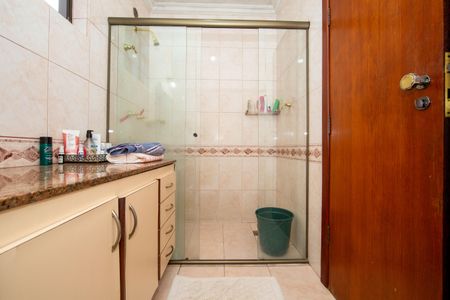 Casa à venda com 400m², 4 quartos e 3 vagas Casa à venda com 400m², 4 quartos e 3 vagasBanheiro da Suíte 2