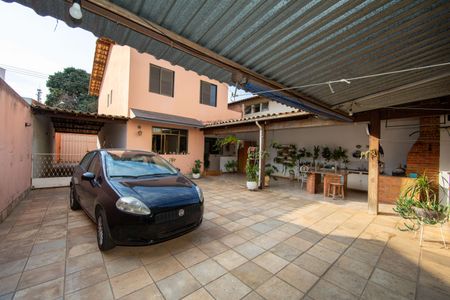 Casa à venda com 400m², 4 quartos e 3 vagas Casa à venda com 400m², 4 quartos e 3 vagasÁrea comum