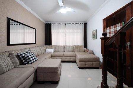 Sala de casa para alugar com 2 quartos, 210m² em Jardim Danfer, São Paulo