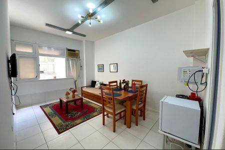 Sala/Quarto de apartamento para alugar com 1 quarto, 22m² em Centro, Rio de Janeiro
