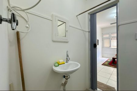 Banheiro de apartamento para alugar com 1 quarto, 22m² em Centro, Rio de Janeiro