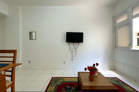 Sala/Quarto de apartamento para alugar com 1 quarto, 22m² em Centro, Rio de Janeiro