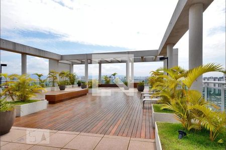 Apartamento à venda com 58m², 1 quarto e 1 vaga Apartamento à venda com 58m², 1 quarto e 1 vagaTerraço