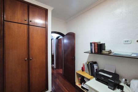 Casa à venda com 242m², 3 quartos e 2 vagasQuarto 1