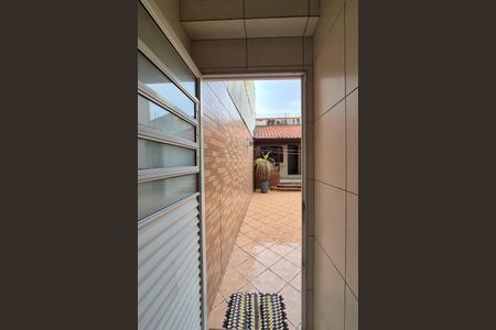 Casa à venda com 242m², 3 quartos e 2 vagasQuintal