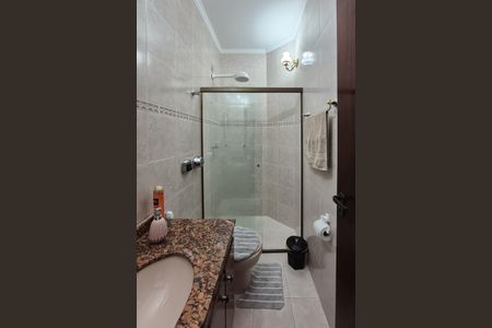 Casa à venda com 242m², 3 quartos e 2 vagasBanheiro Social