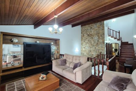 Casa à venda com 242m², 3 quartos e 2 vagasSala 2