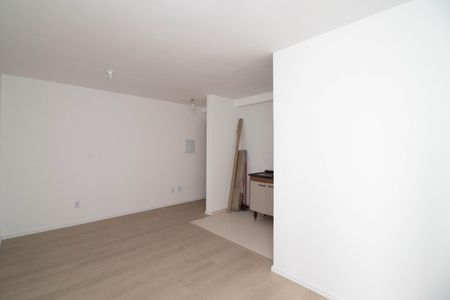 Sala de apartamento para alugar com 2 quartos, 57m² em Jardim do Triunfo, Guarulhos