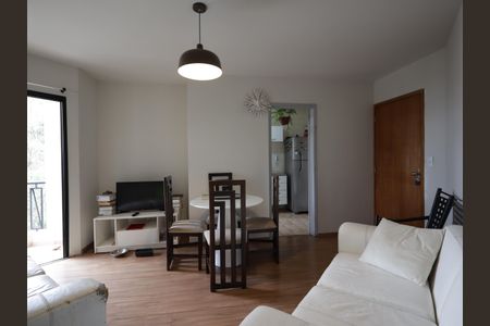 Sala de apartamento à venda com 2 quartos, 63m² em Jardim Taboao, São Paulo