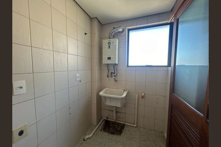 Apartamento à venda com 187m², 3 quartos e 2 vagas Apartamento à venda com 187m², 3 quartos e 2 vagasÁrea de Serviço