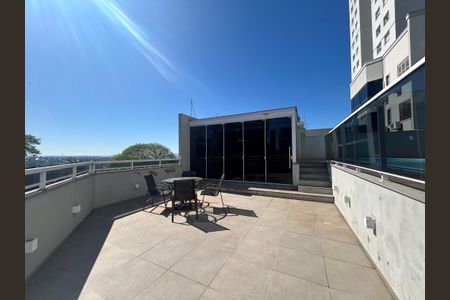 Apartamento à venda com 187m², 3 quartos e 2 vagas Apartamento à venda com 187m², 3 quartos e 2 vagasÁrea comum