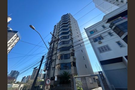 Apartamento à venda com 187m², 3 quartos e 2 vagas Apartamento à venda com 187m², 3 quartos e 2 vagasFachada