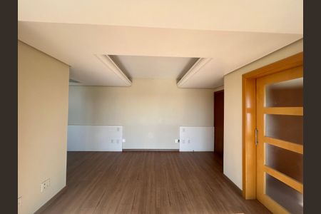 Apartamento à venda com 187m², 3 quartos e 2 vagas Apartamento à venda com 187m², 3 quartos e 2 vagasSuíte