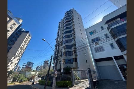 Apartamento à venda com 187m², 3 quartos e 2 vagas Apartamento à venda com 187m², 3 quartos e 2 vagasFachada