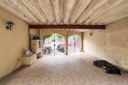 Casa à venda com 167m², 3 quartos e 2 vagas Casa à venda com 167m², 3 quartos e 2 vagasGaragem