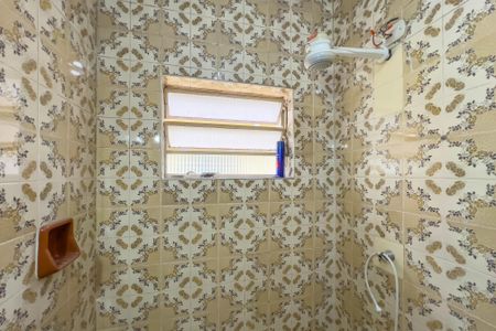 Casa à venda com 167m², 3 quartos e 2 vagas Casa à venda com 167m², 3 quartos e 2 vagasBanheiro Social