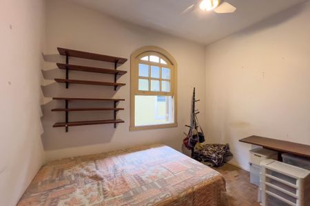 Casa à venda com 167m², 3 quartos e 2 vagas Casa à venda com 167m², 3 quartos e 2 vagasQuarto 1