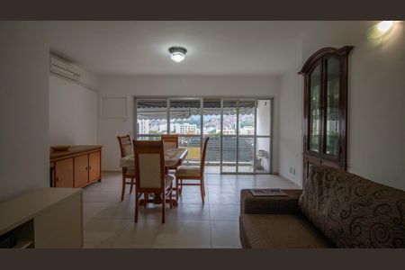 Sala de apartamento à venda com 2 quartos, 103m² em Grajaú, Rio de Janeiro