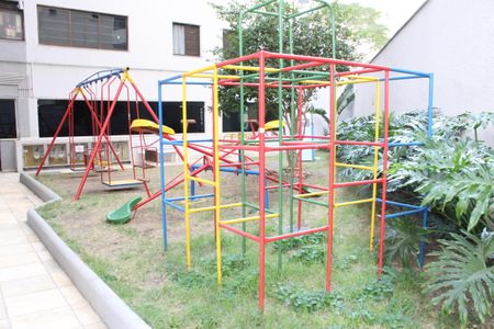 Apartamento para alugar com 92m², 3 quartos e 2 vagasÁrea comum - Playground