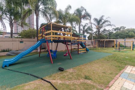 Apartamento para alugar com 65m², 3 quartos e 1 vaga Apartamento para alugar com 65m², 3 quartos e 1 vagaÁrea comum - Playground