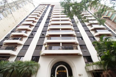 Apartamento para alugar com 48m², 1 quarto e 1 vaga Apartamento para alugar com 48m², 1 quarto e 1 vagaFachada