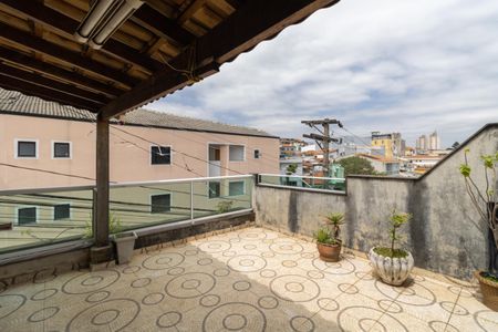 Casa à venda com 98m², 3 quartos e 2 vagas Casa à venda com 98m², 3 quartos e 2 vagasVaranda do Quarto 3