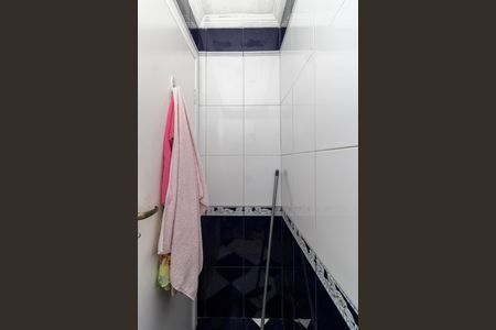 Casa à venda com 98m², 3 quartos e 2 vagas Casa à venda com 98m², 3 quartos e 2 vagasBanheiro Social