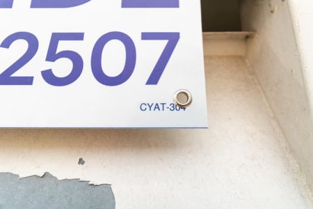 Casa à venda com 98m², 3 quartos e 2 vagas Casa à venda com 98m², 3 quartos e 2 vagasPlaca