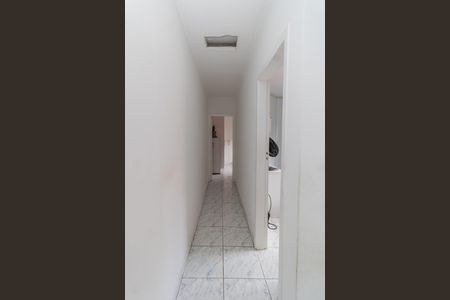 Casa à venda com 98m², 3 quartos e 2 vagas Casa à venda com 98m², 3 quartos e 2 vagasCorredor