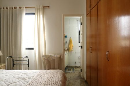 Apartamento à venda com 98m², 2 quartos e 2 vagasSuíte