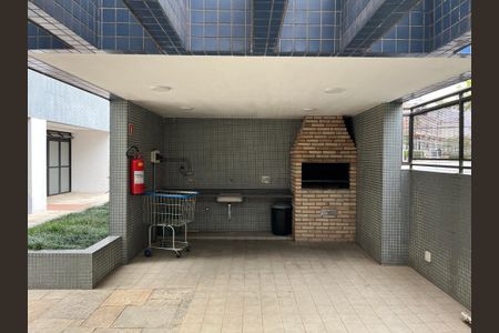 Apartamento para alugar com 98m², 2 quartos e 2 vagas Apartamento para alugar com 98m², 2 quartos e 2 vagasÁrea comum - Churrasqueira